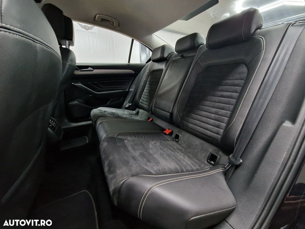 Volkswagen Passat 2.0 TDI DSG Highline - 20