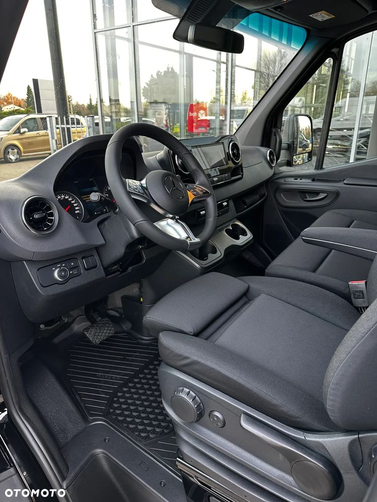 Mercedes-Benz Sprinter - 8