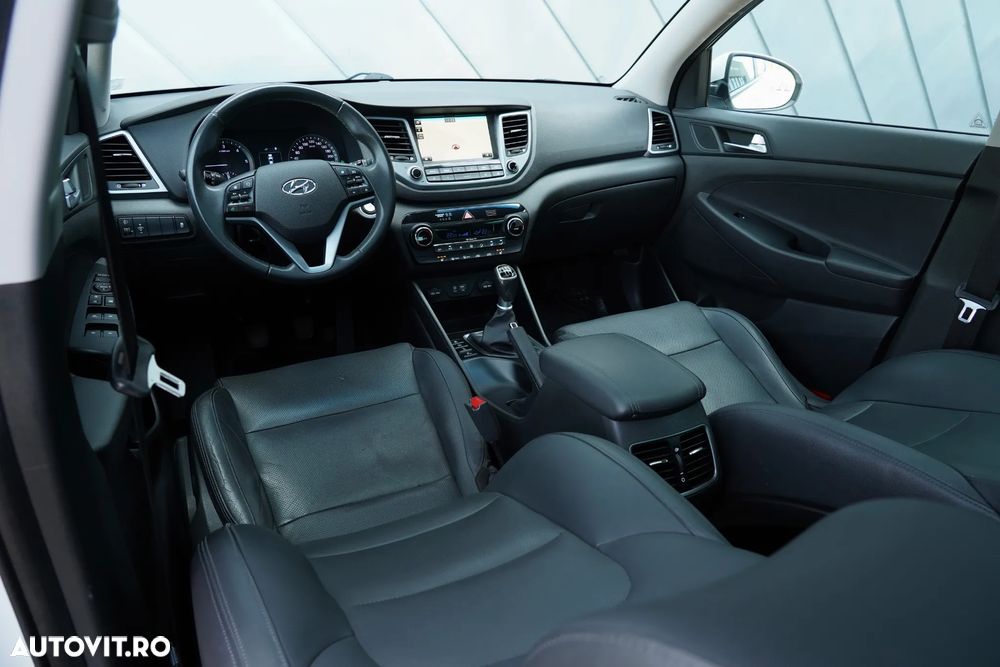 Hyundai Tucson blue 1.7 CRDi 2WD Style - 10