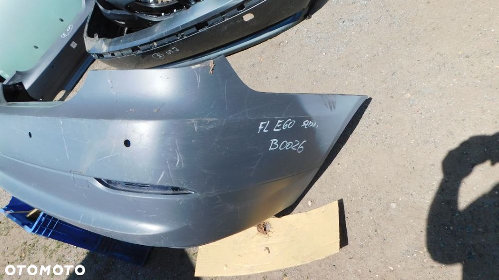 BMW E60 FL zderzak nr B0026 WYSYŁKA - 2