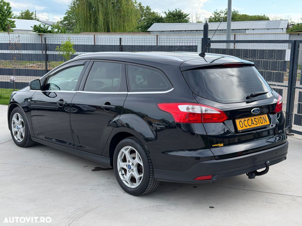 Ford Focus - 8