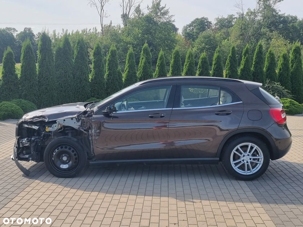 Mercedes-Benz GLA 200 (CDI) d 7G-DCT - 4
