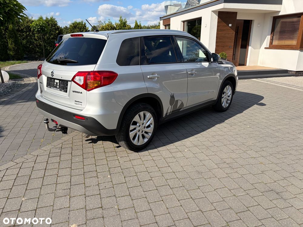 Suzuki Vitara 1.6 DDiS (4x4) Allgrip Comfort+ - 11
