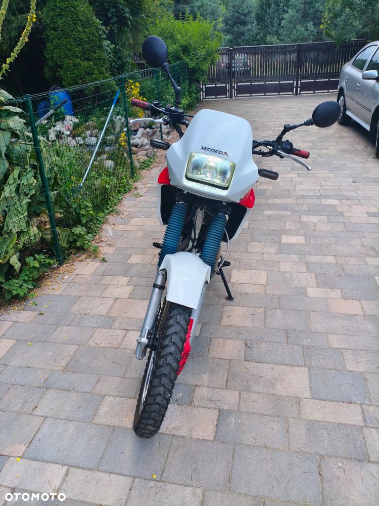 Honda NX - 10