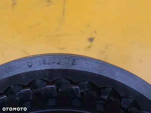 Synchronizator 1-2 bieg skrzyni Dynashift Massey Ferguson 6180 - 3