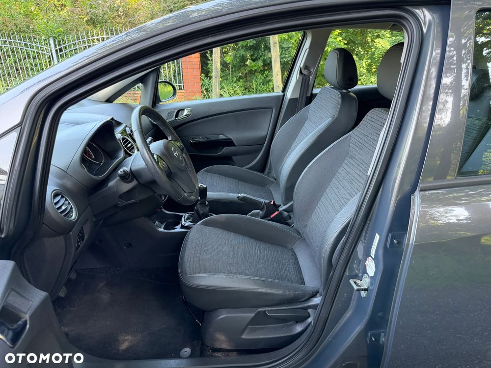 Opel Corsa 1.2 16V Cosmo - 13