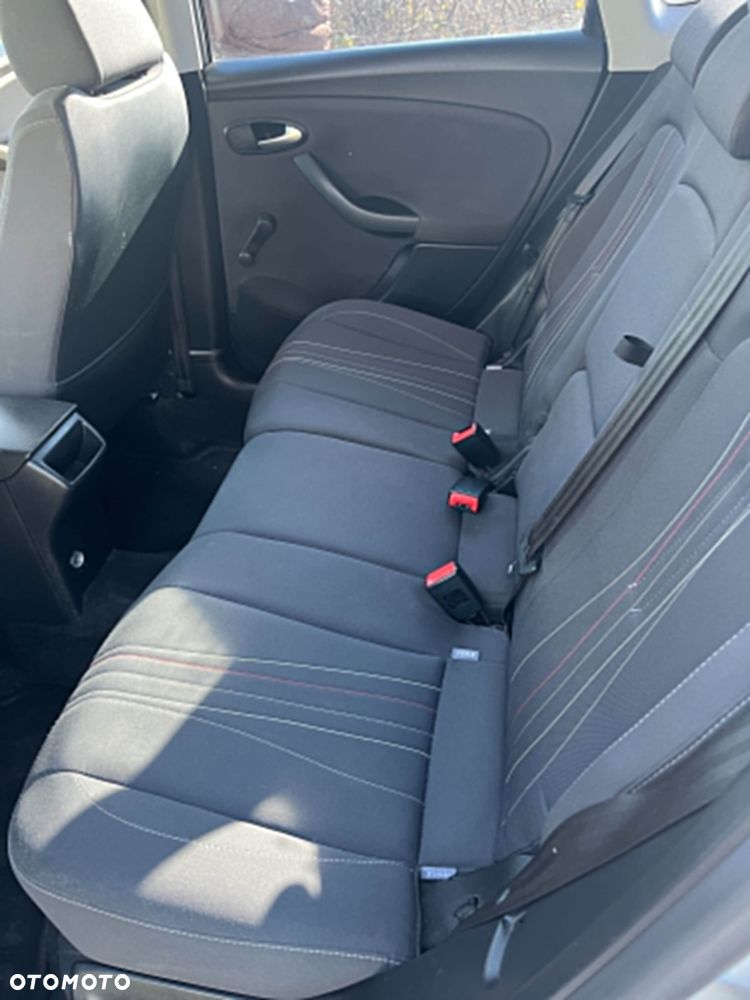Seat Altea XL 1.6 TDI DPF CR Style Copa - 13