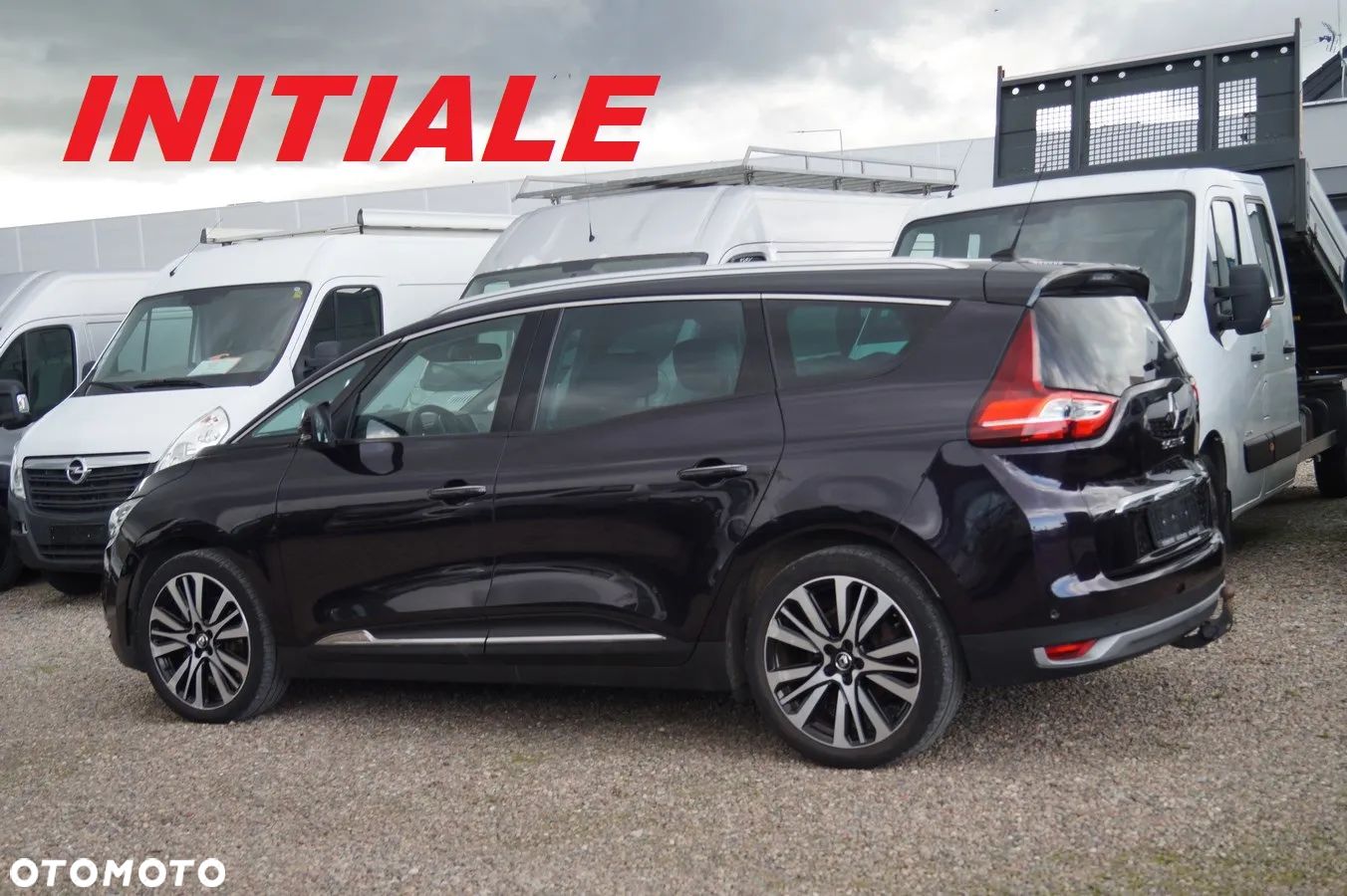 Renault Grand Scenic - 1