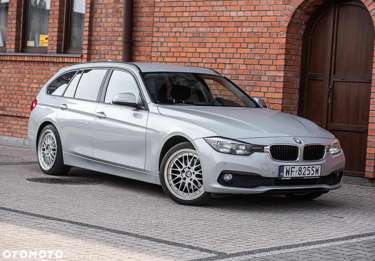 BMW Seria 3 318d - 3