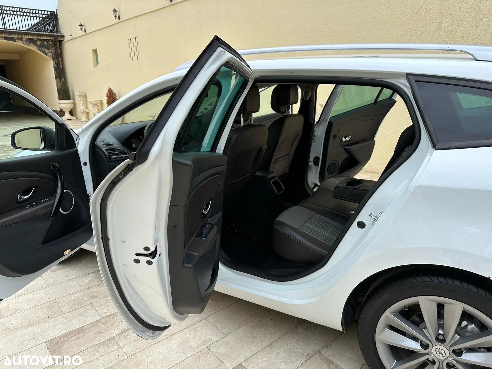 Renault Megane - 8