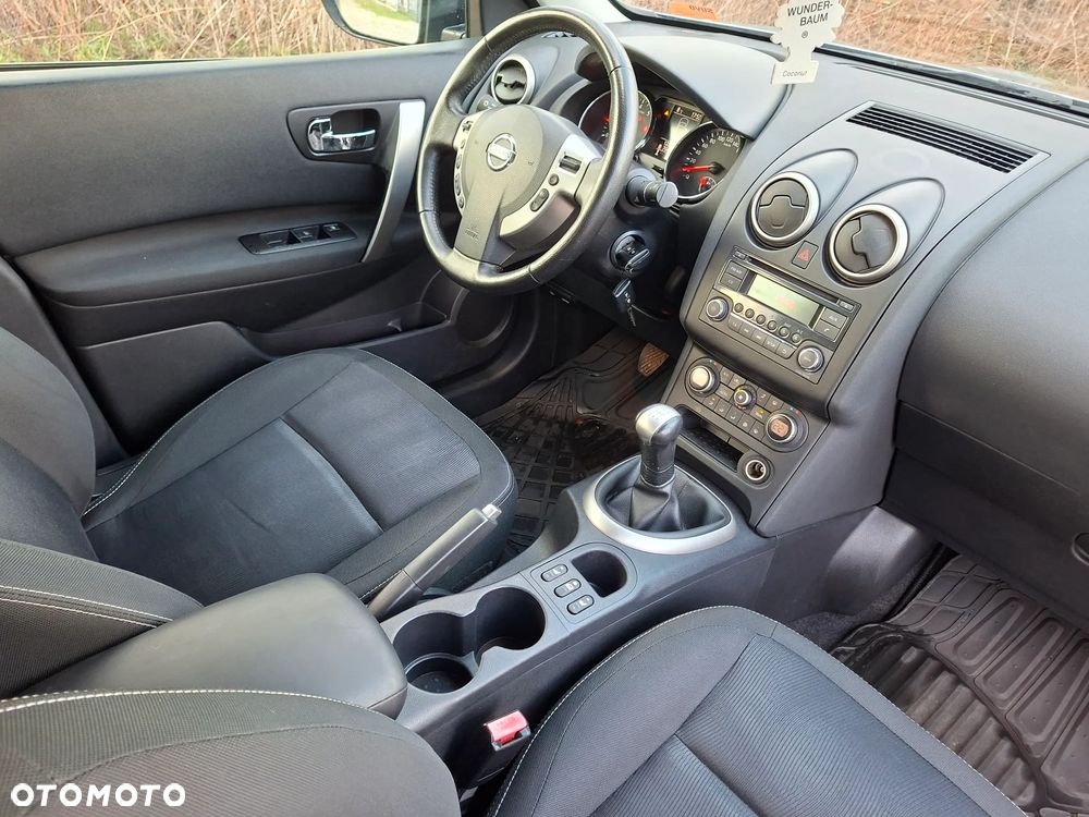 Nissan Qashqai 1.6 visia - 14