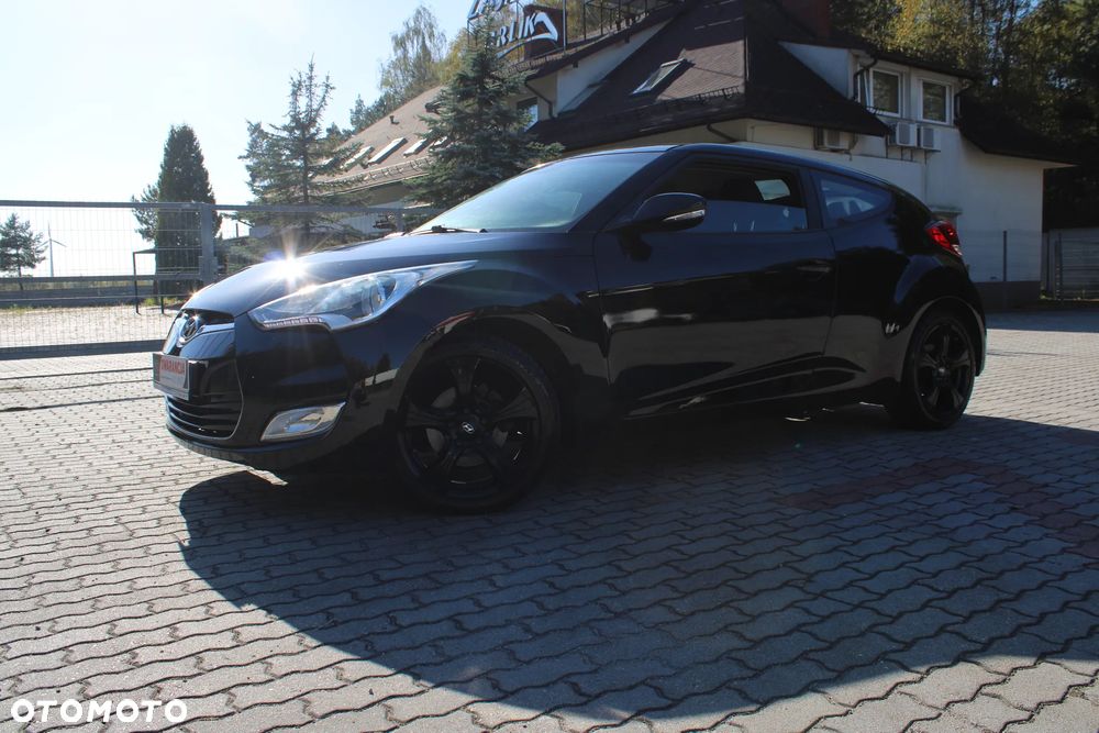 Hyundai Veloster 1.6 Premium - 4