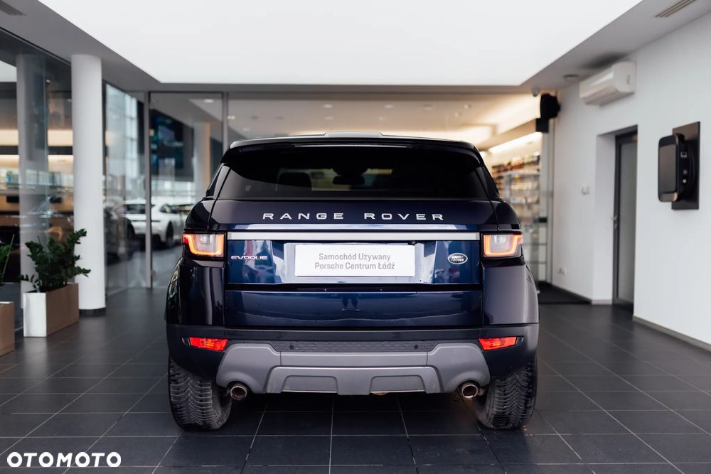 Land Rover Range Rover Evoque - 16