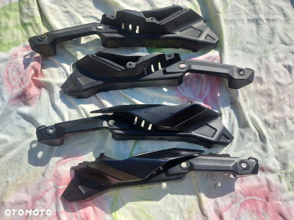 Yamaha MT10 zadupek boczek siedzenie ogon