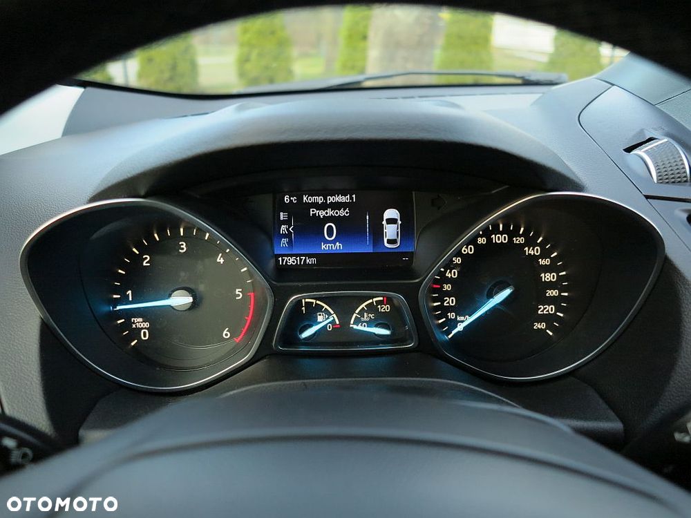 Ford Kuga 2.0 TDCi 4x4 Business Edition - 24
