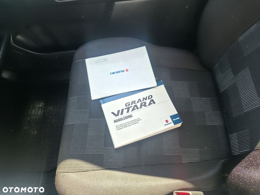 Suzuki Grand Vitara - 18