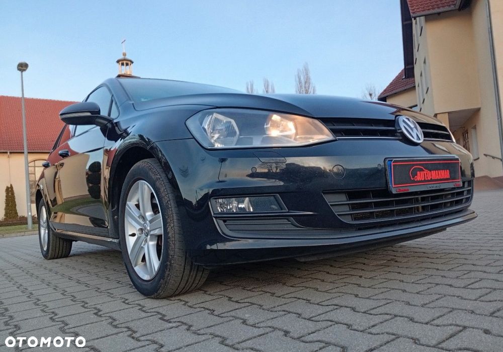Volkswagen Golf - 6