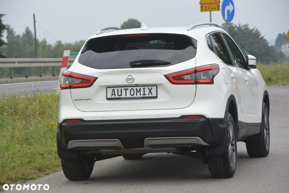 Nissan Qashqai 1.3 DIG-T DCT N-CONNECTA - 8