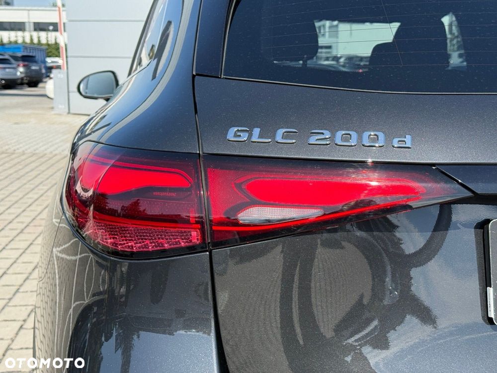 Mercedes-Benz GLC 200 d mHEV 4-Matic Avantgarde - 15
