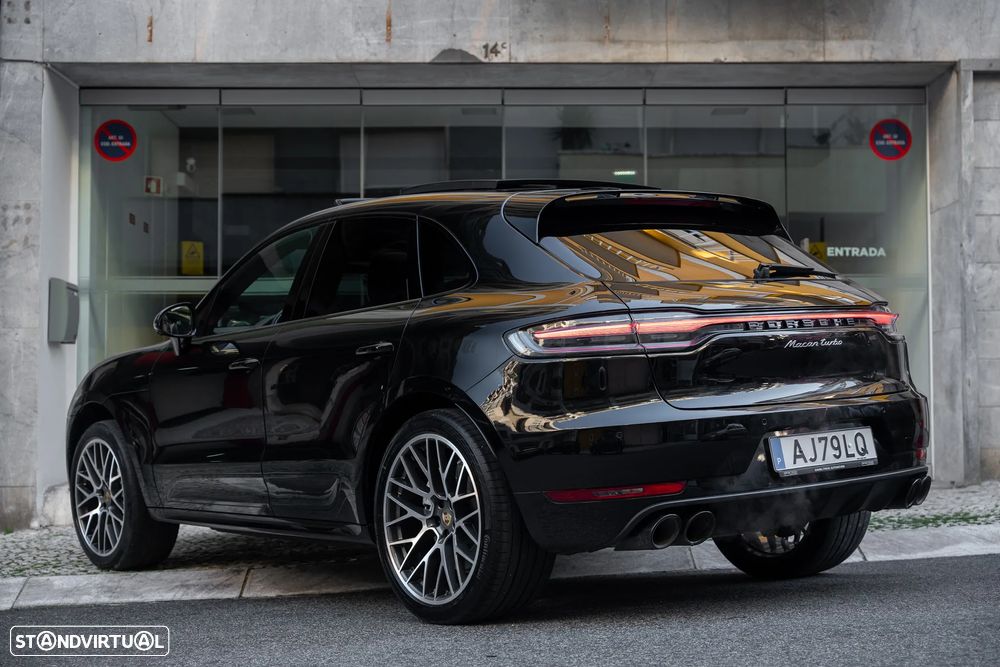 Porsche Macan Turbo PDK - 30