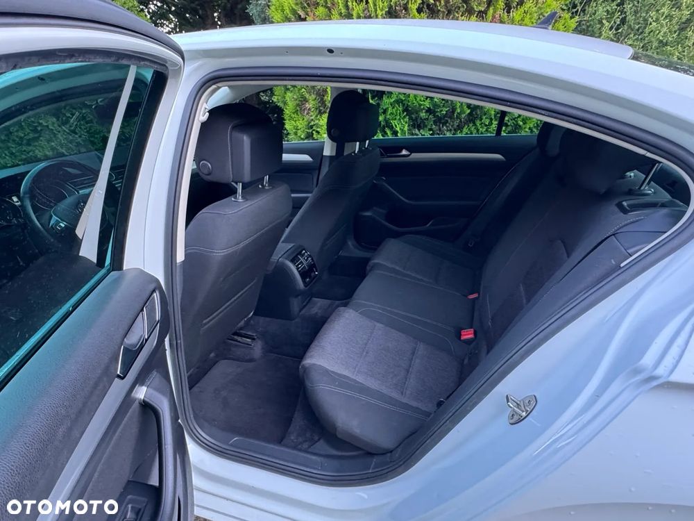 Volkswagen Passat 1.8 TSI BMT Comfortline - 6