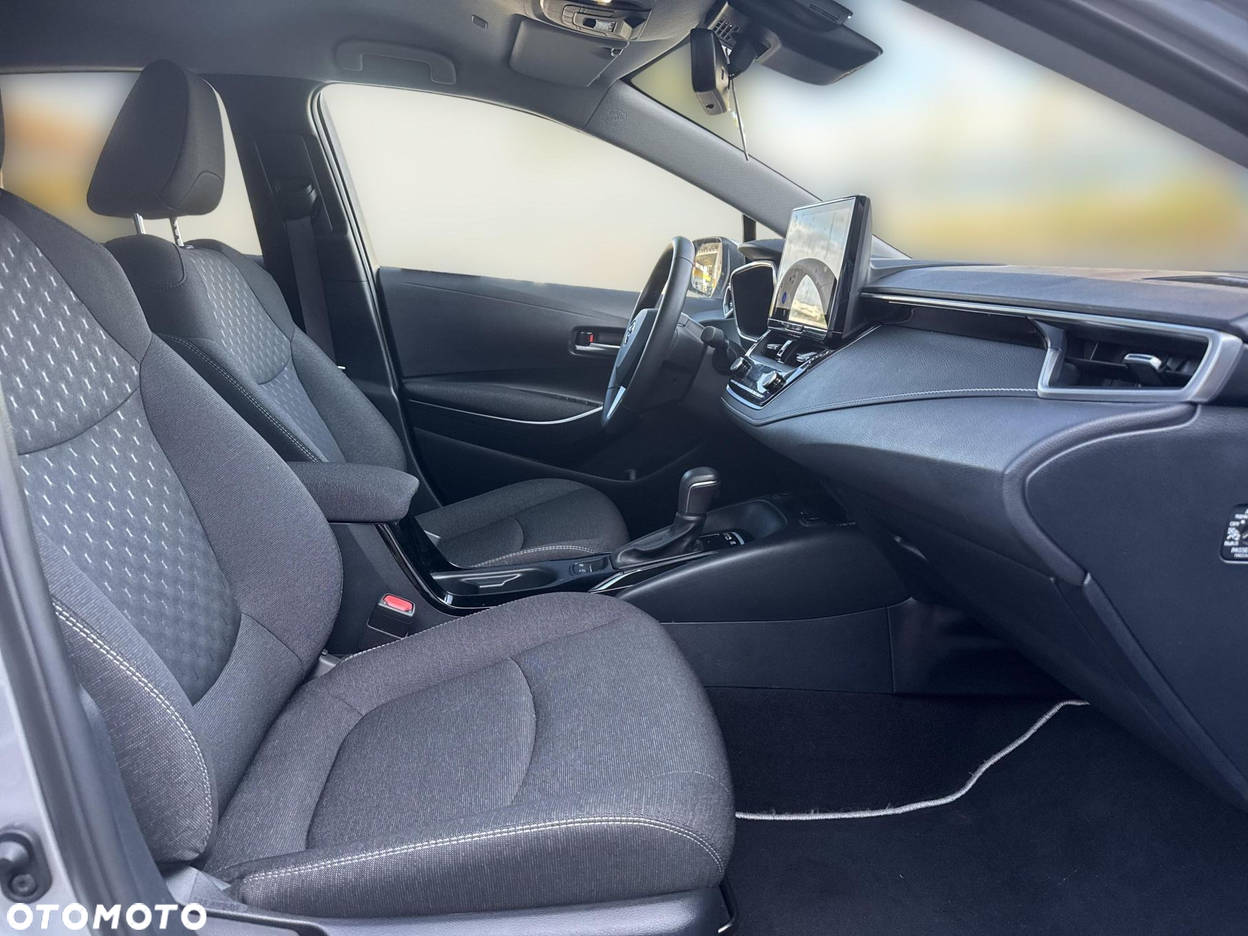 Toyota Corolla 1.8 Hybrid Style - 9