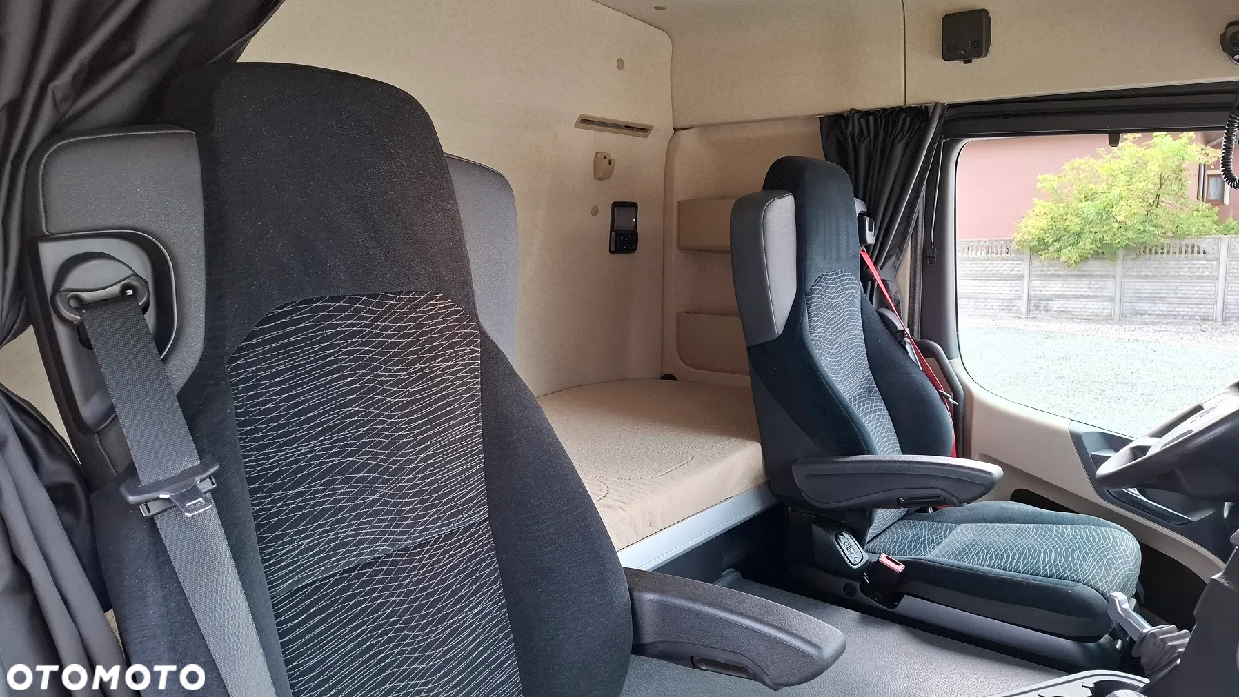 Mercedes-Benz ACTROS 1824 / PEŁNY ADR / RAMA POD ZABUDOWE 5.22 / DMC 18000 / MAŁO UŻYWANY ! - 28