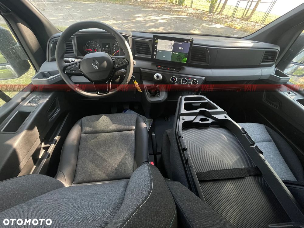 Renault MASTER BRYGADÓWKA Szara v.L3H2 - 11
