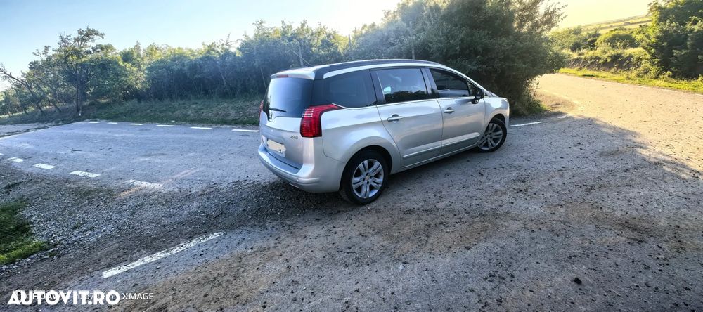 Peugeot 5008 HDI FAP 150 Active - 3