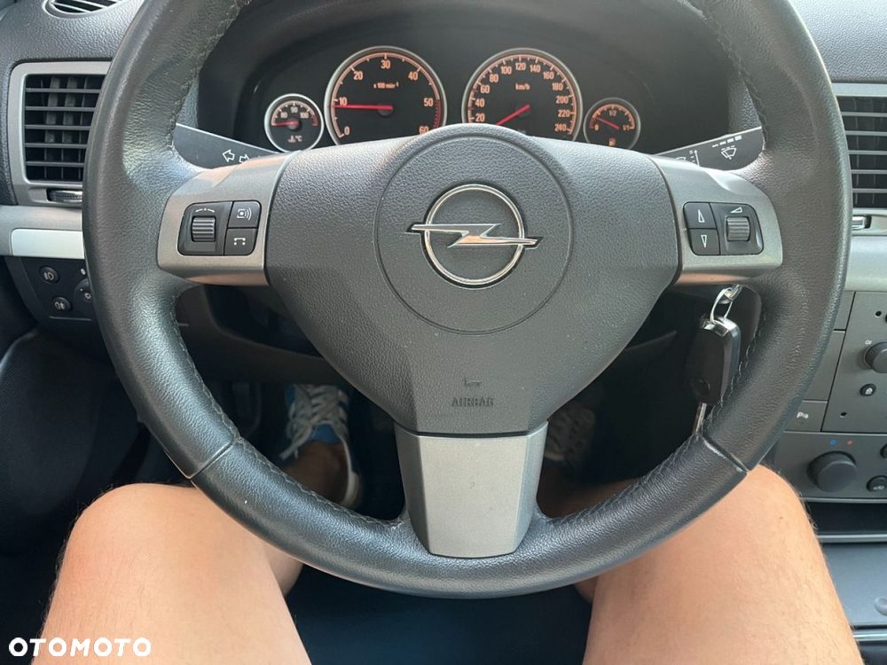 Opel Vectra 1.9 CDTI Business Sport - 13