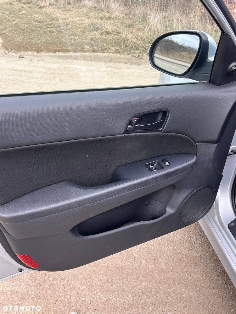 Hyundai i30 1.4 Classic + - 7