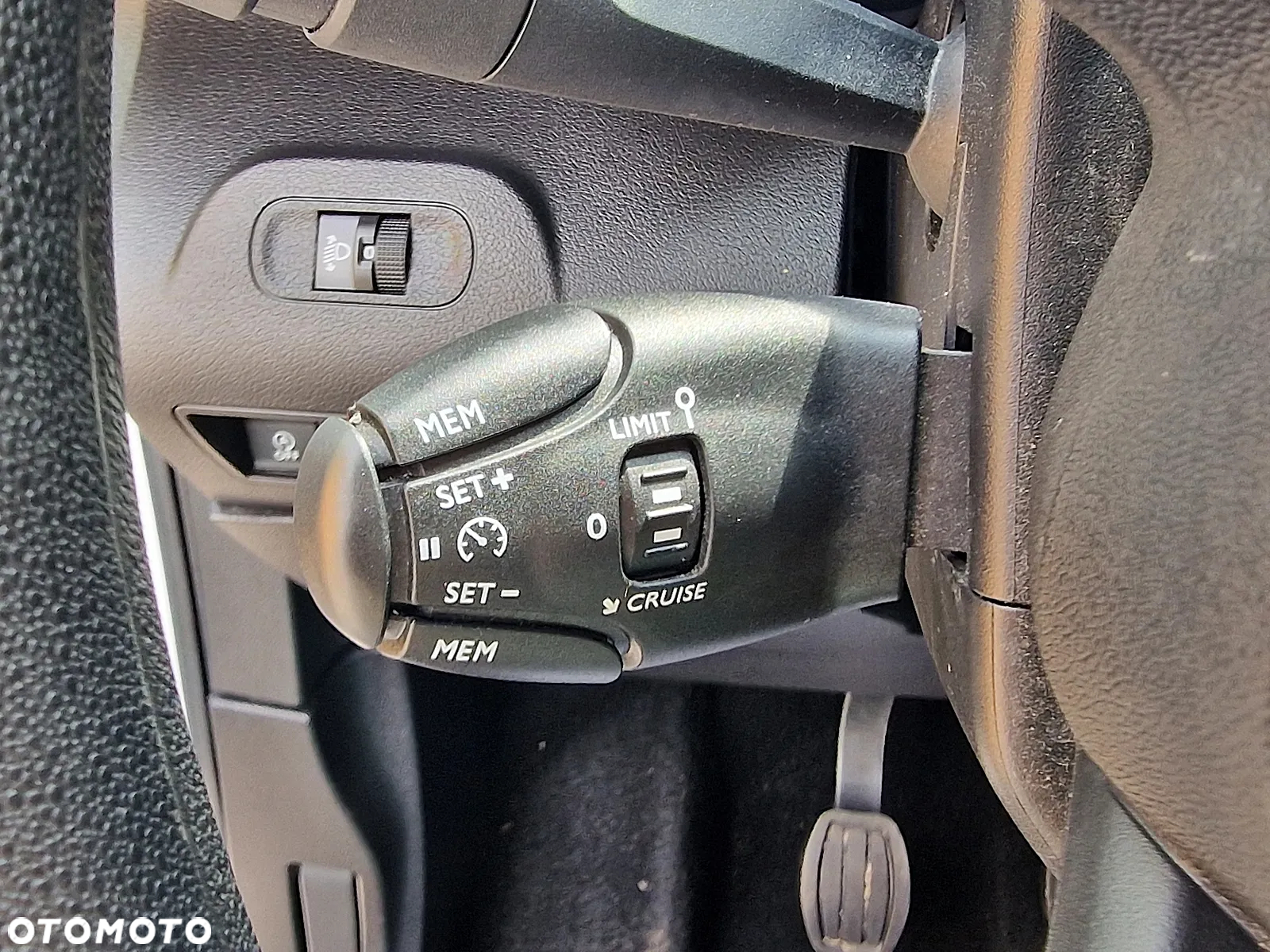 Citroën Berlingo M 1.2 PureTech Feel S&S - 20