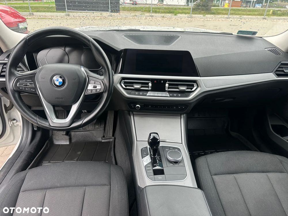 BMW Seria 3 - 11