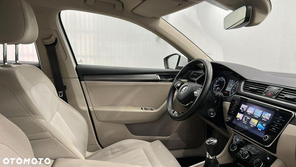 Skoda Superb 1.5 TSI Active - 16