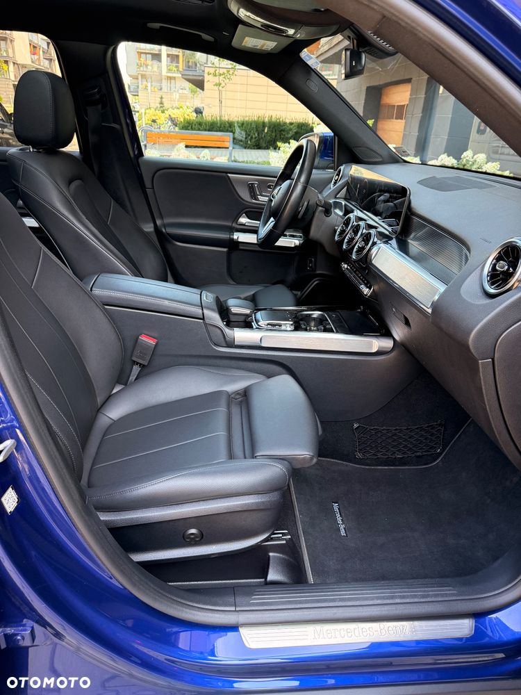 Mercedes-Benz GLB 250 4Matic 8G-DCT - 11