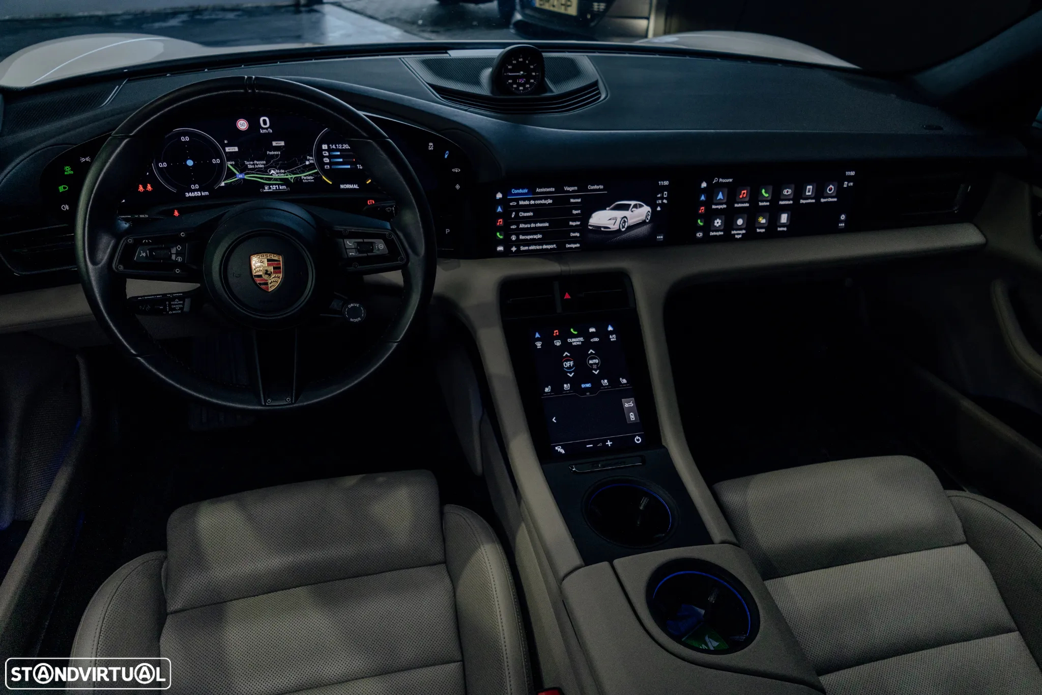 Porsche Taycan 4S - 13
