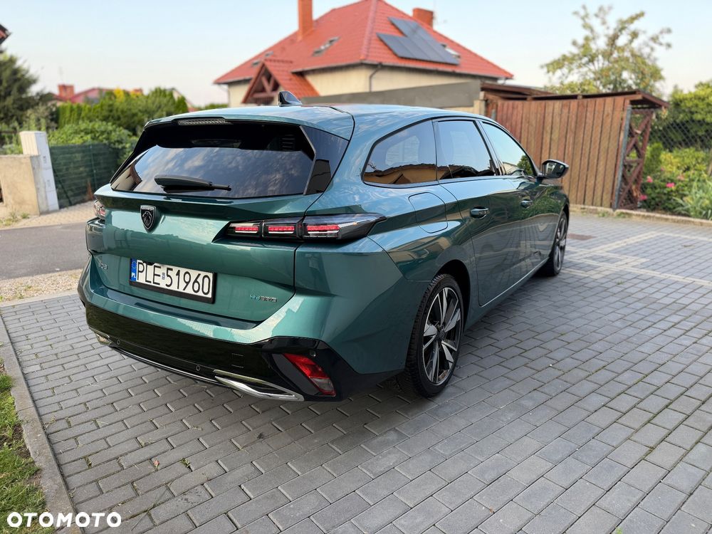 Peugeot 308 1.6 Hybrid PHEV Allure EAT8 - 23