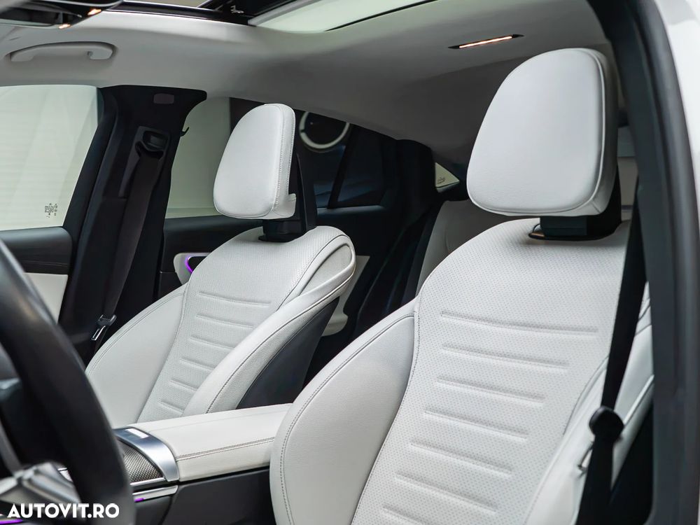 Mercedes-Benz GLC Coupe 300 e 4Matic 9G-TRONIC Edition AMG Line - 16