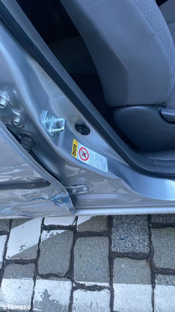 Toyota Prius 1.5 VVT-i Prestige - 21