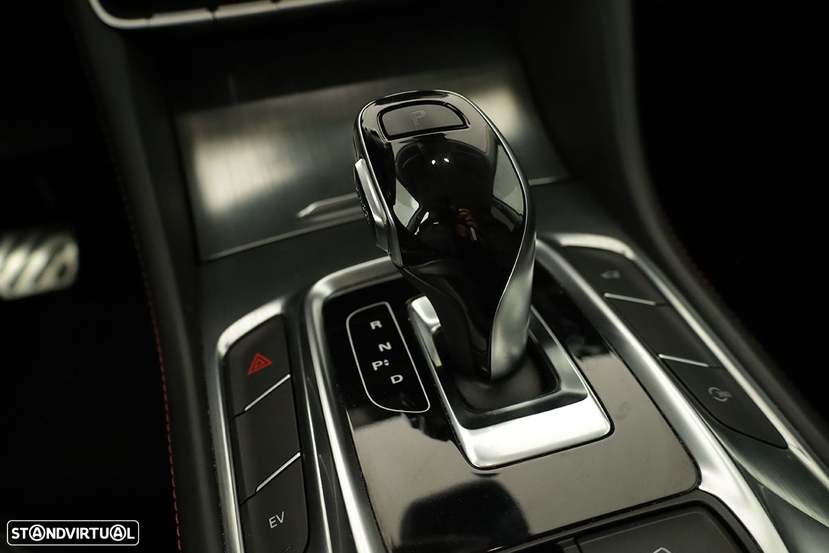 MG EHS 1.5 T-GDI Plug-in Hybrid Luxury - 13