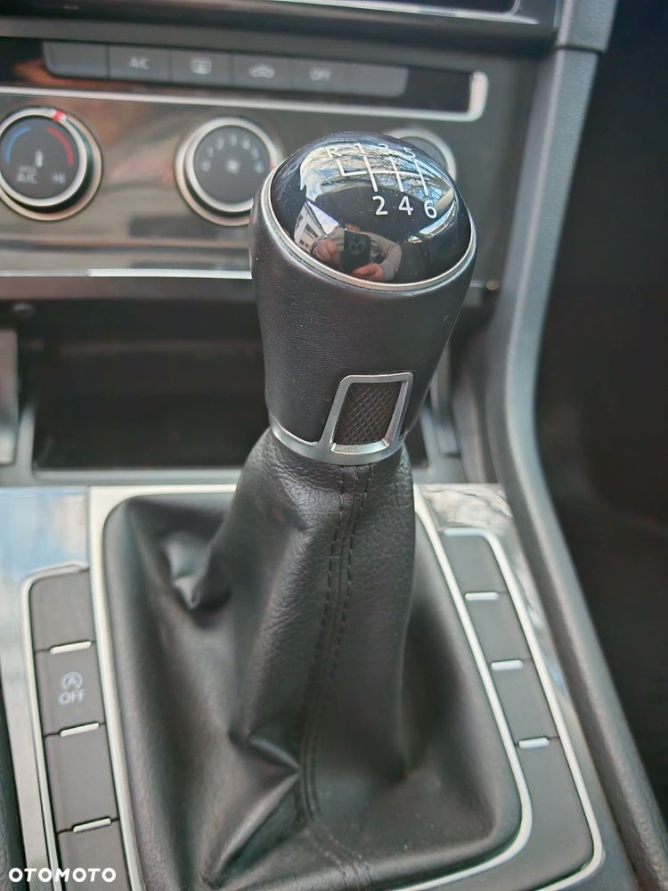 Volkswagen Golf 1.0 TSI OPF Comfortline - 13