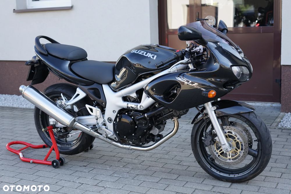Suzuki SV