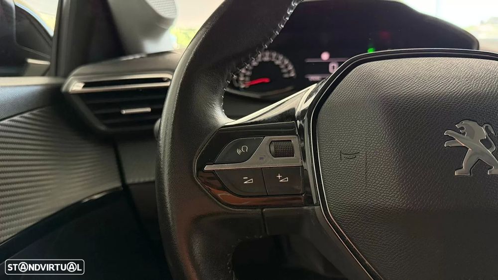 Peugeot 208 1.2 PureTech Active Pack - 17