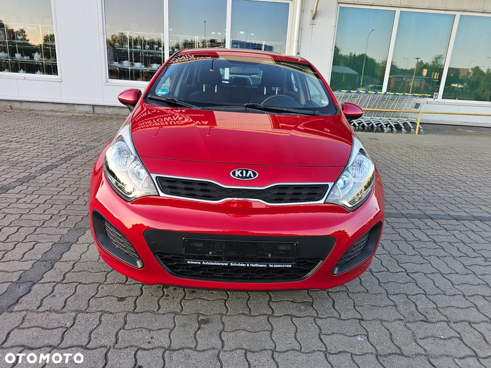 Kia Rio - 2