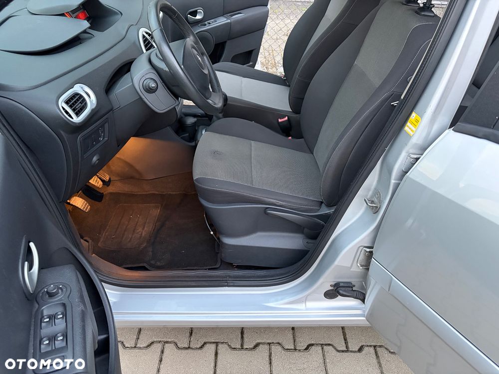 Renault Modus 1.2 16V TCE Dynamique - 19