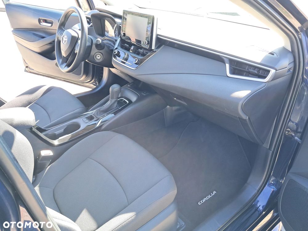 Toyota Corolla - 10