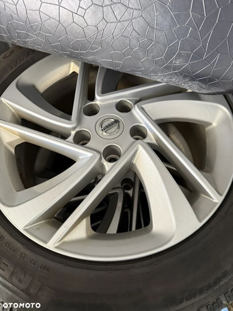 Nissan Qashqai 1.6 DIG-T N-Connecta - 16