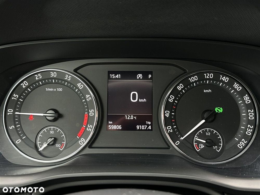 Skoda Octavia 2.0 TDI Ambition DSG - 17