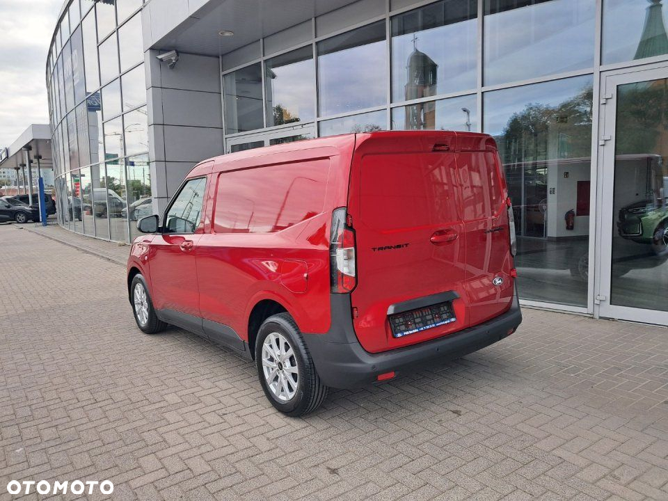Ford Transit Courier - 5