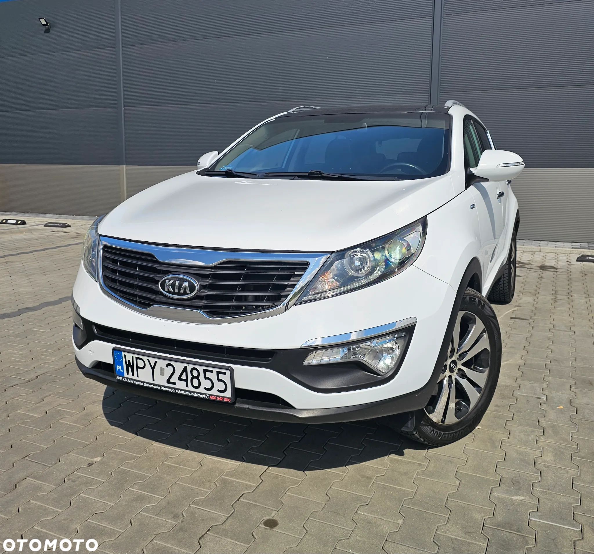 Kia Sportage 2.0 CRDI XL - 1